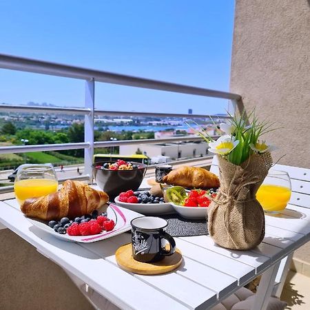 Luxury Apartment Salona Екстериор снимка