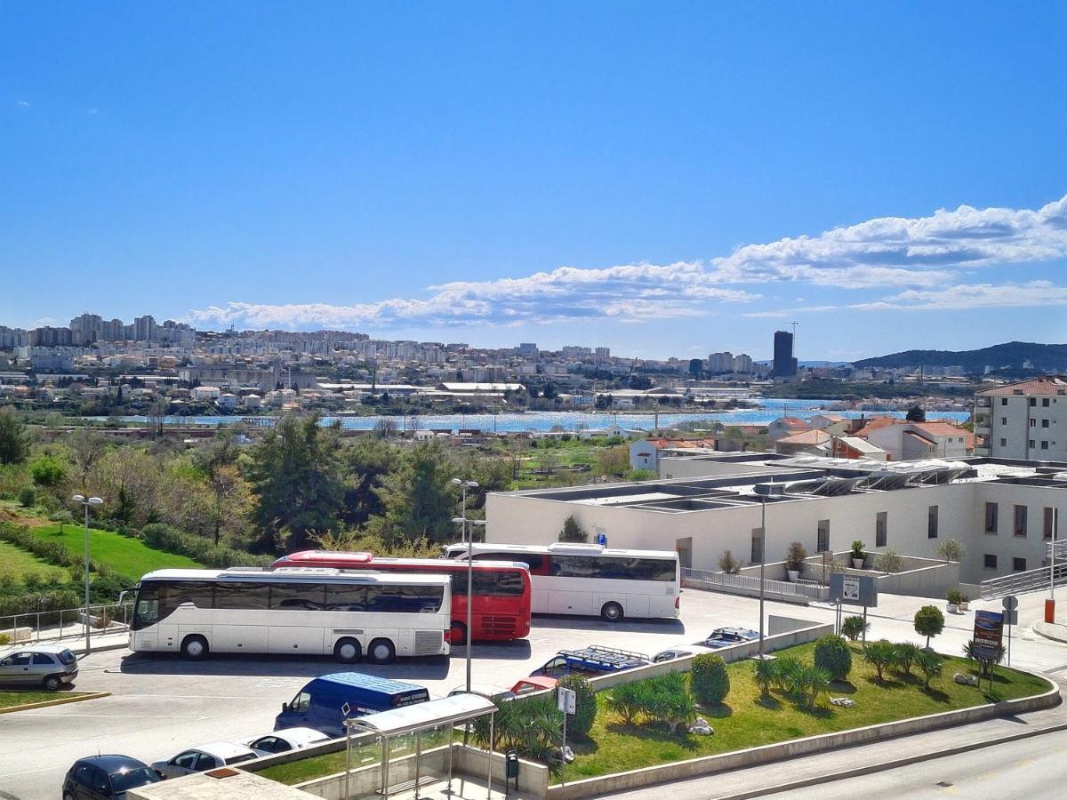 Luxury Apartment Salona Екстериор снимка