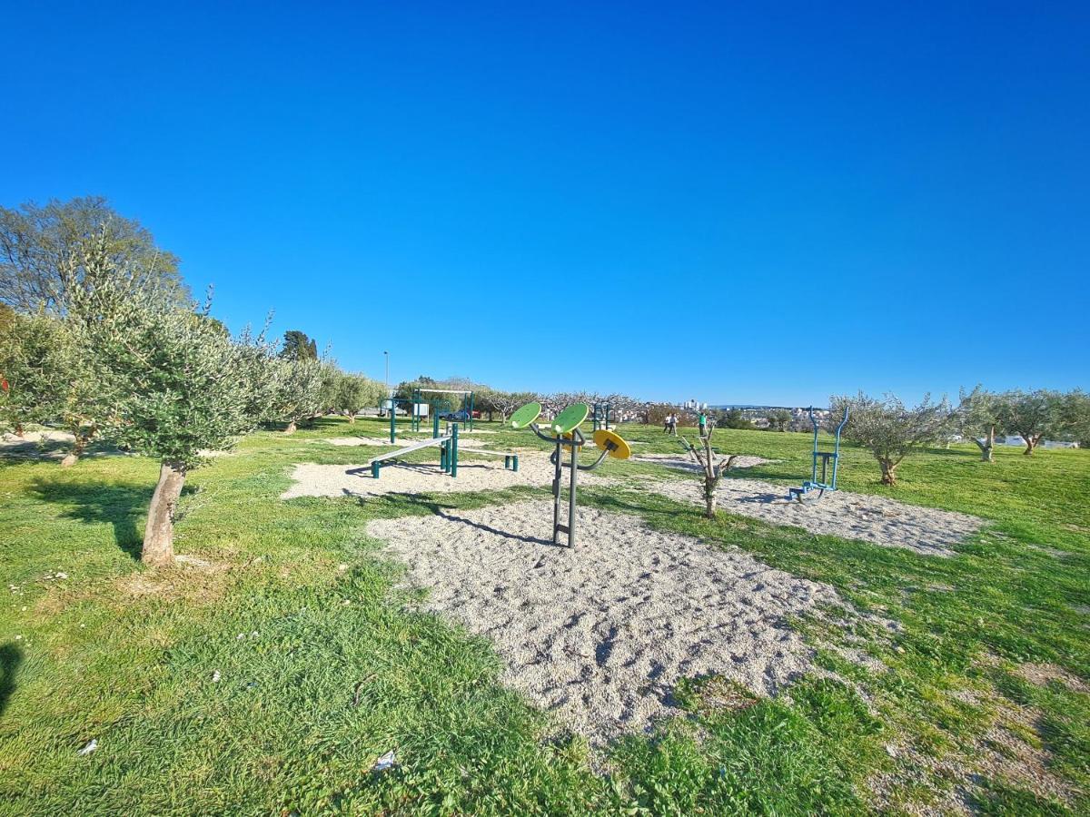 Luxury Apartment Salona Екстериор снимка