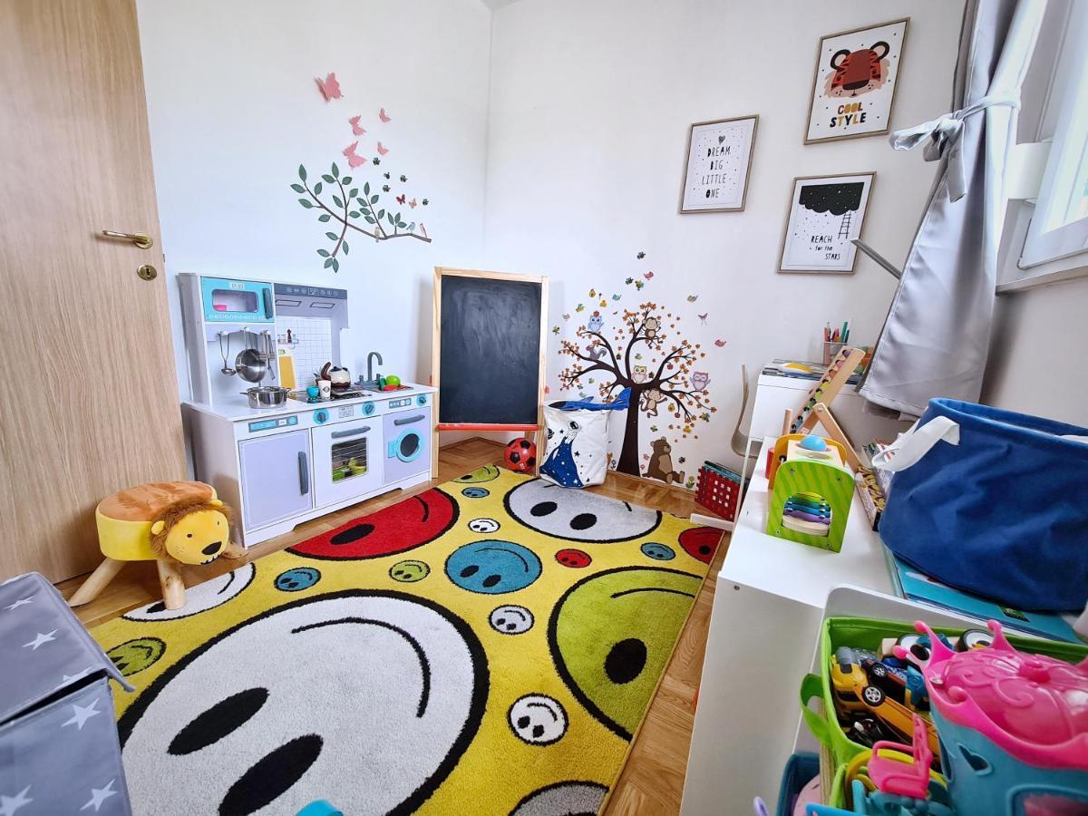 Luxury Apartment Salona Екстериор снимка