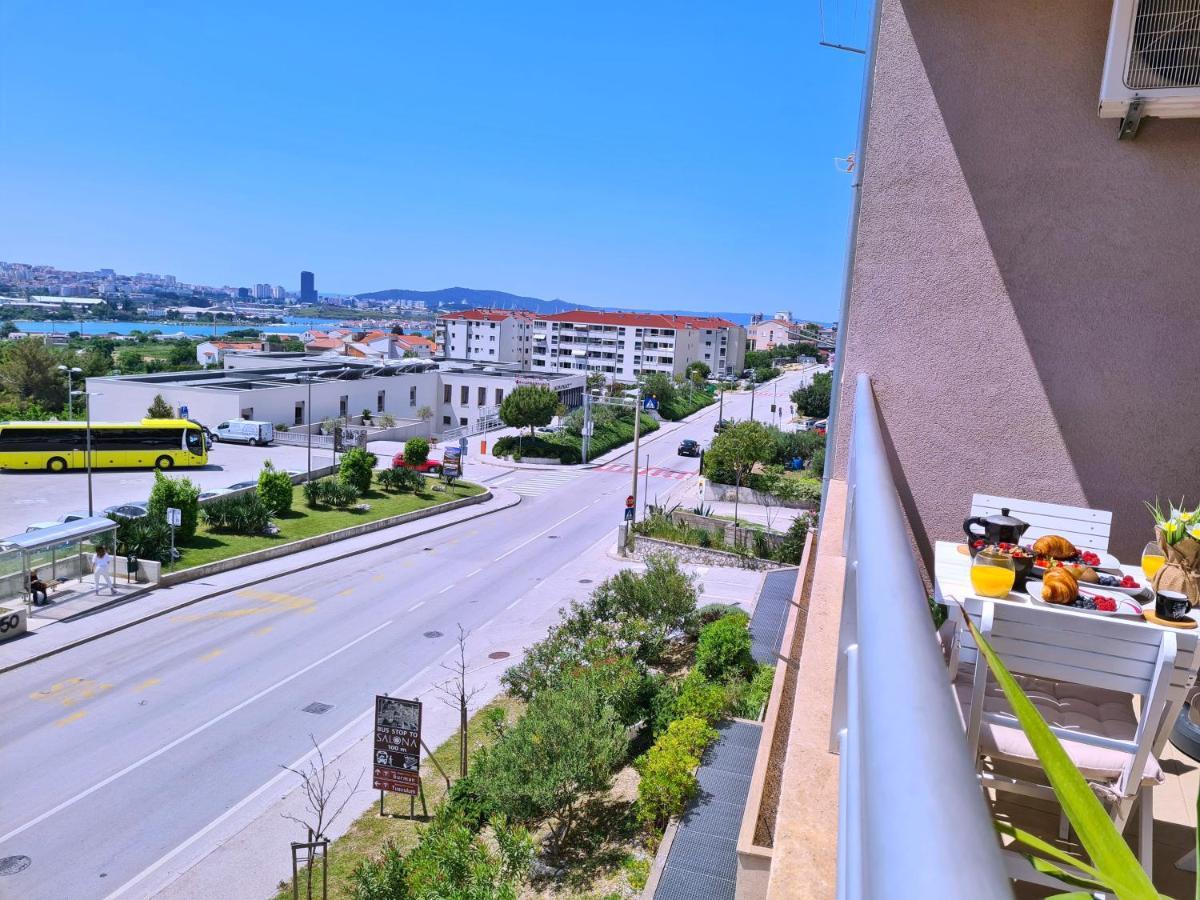 Luxury Apartment Salona Екстериор снимка