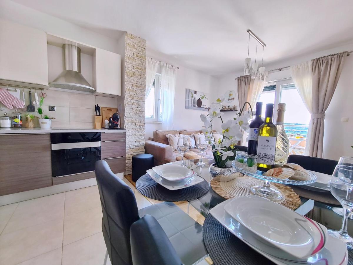 Luxury Apartment Salona Екстериор снимка